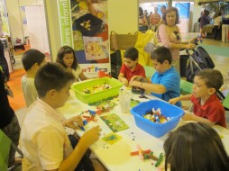 Potato starch pellet table - squishy, easily stickable-together things, the kids loved them.