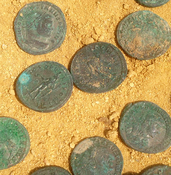 Close up of the Roman Coins found in Tomares Photo: Ayuntamiento de Tomares