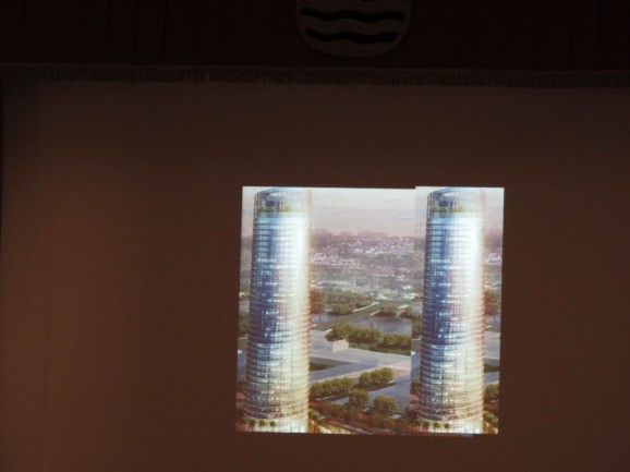 John Onians' idea for Seville in the 21st century - double trouble, or twin Pelli towers