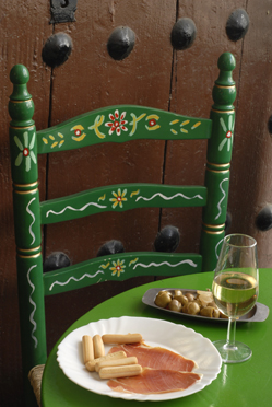 Ham and Olives served in a bar in Ronda Ham and Olives served in a bar in Ronda © Michelle Chaplow© Michelle Chaplow