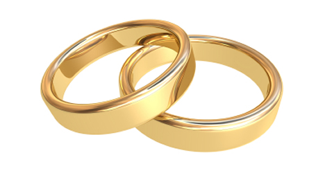 Tying the Knot on the Rock © iStockphoto