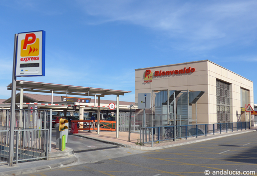 Express Parking is the top level of the multi storey airport parking car park. © andalucia.com