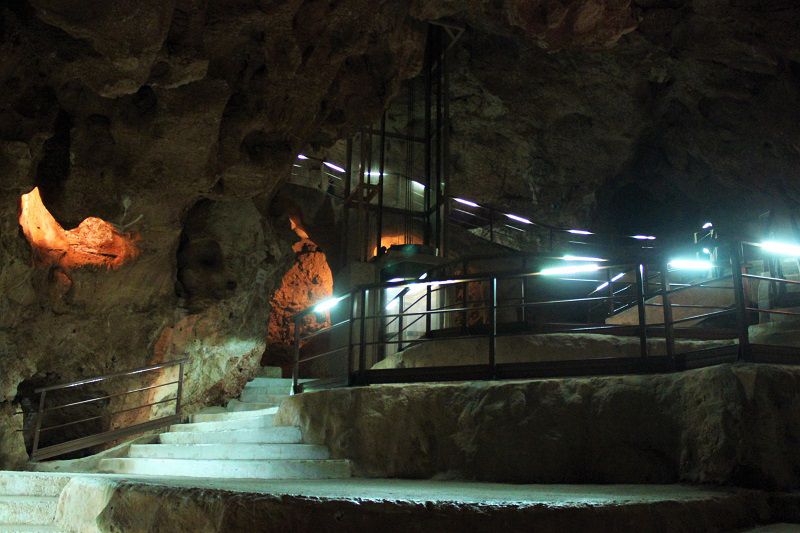 La Sala de la Virgen (Room of the Virgin), first stop on the cave tour ©Kevin George Monterrubio