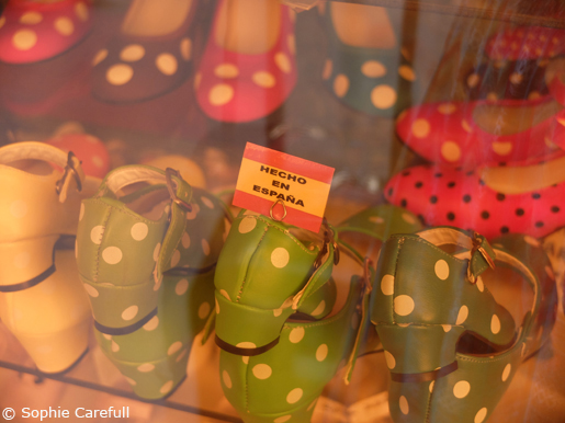Flamenco shoes for sale in Sevilla. © Sophie Carefull Flamenco shoes for sale in Sevilla. © Sophie Carefull