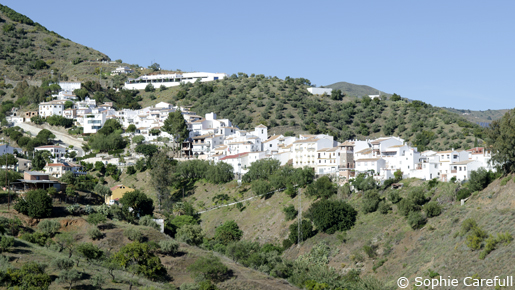 The white village of Totalan in Malaga province. © Sophie Carefull The white village of Totalan in Malaga province. © Sophie Carefull