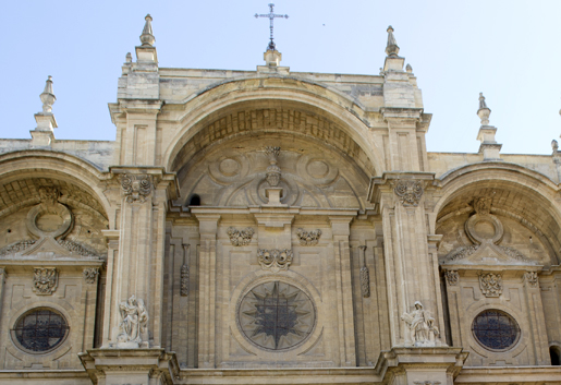 The imposing facade of Granada Cathedral. © Sophie Carefull The imposing facade of Granada Cathedral. © Sophie Carefull