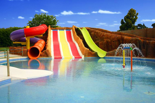 Aqualand Torremolinos has plenty of slides to choose from. © Aqualand, Torremolinos.