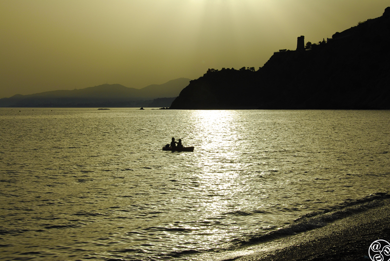 Sunset over El Cañuelo beach ©Michelle Chaplow