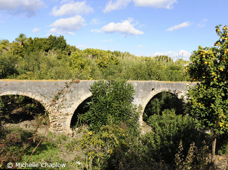 © Michelle Chaplow Aqueduct de Saladavieja © Michelle Chaplow Aqueduct de Saladavieja
