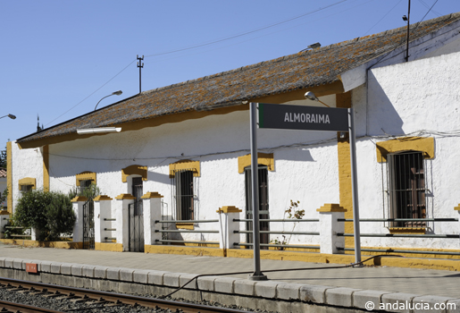 Aloraima station  © Michelle Chaplow .