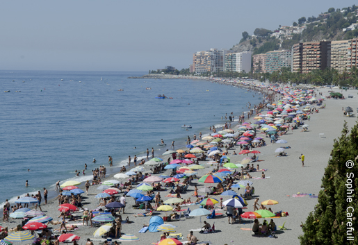 Playa de Velilla is a long beach with lots of good facilities. © Sophie Carefull  