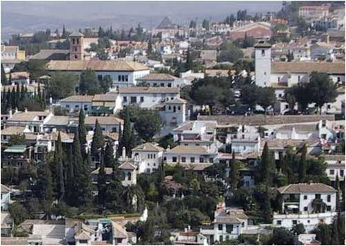 The view over the valley from the Torre de la Vela. © Lawrence Bohme