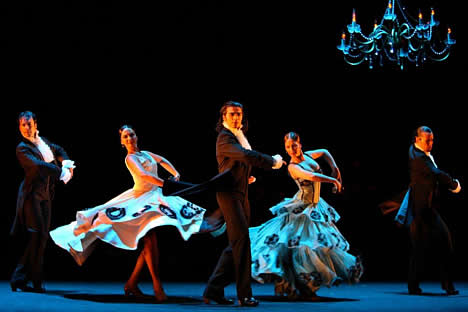 © Michelle Chaplow One of the group dances. © Michelle Chaplow One of the group dances.