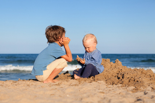 Looking after your little ones in Andalucia. © istock  