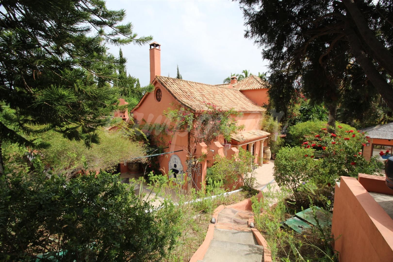 Estate in Estepona - Photo by Campomar