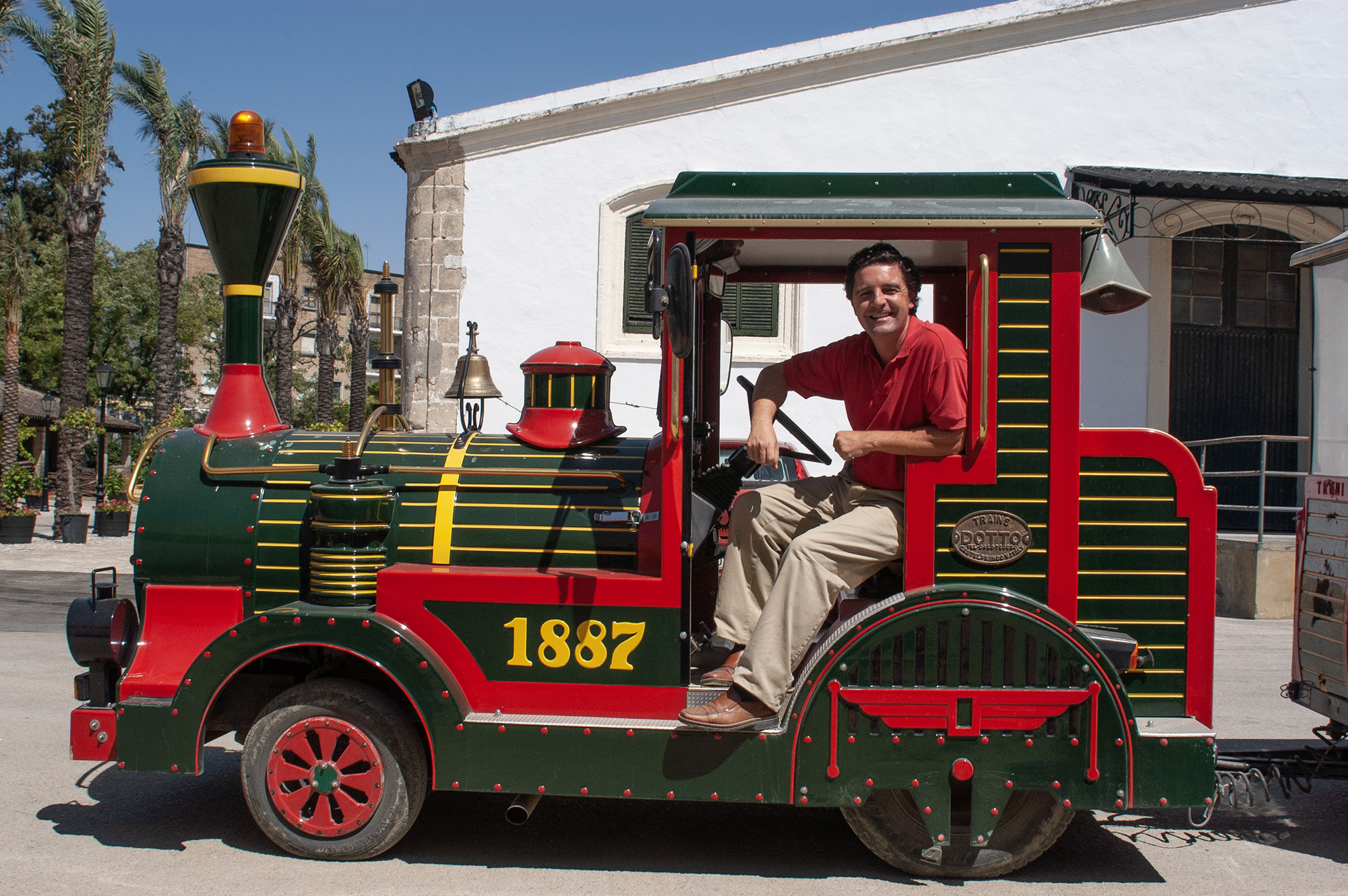 Climb aboard the Gonzalez Byass Bodega tour train © Michelle Chaplow