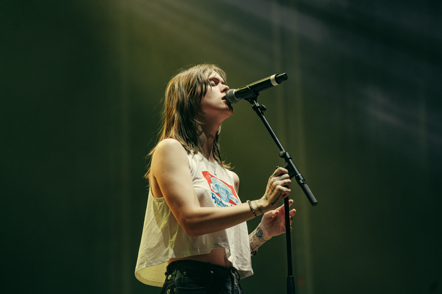 Ethel Cain received a loud cheer when she arrived onto the Sunset stage.  © Sharon Lopez