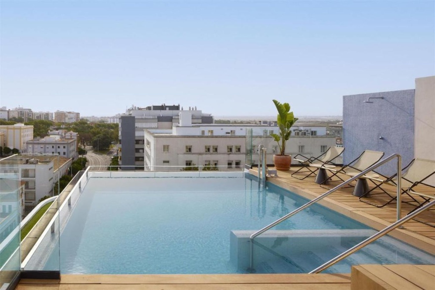Hotel NH Luz Huelva (c) Booking.com