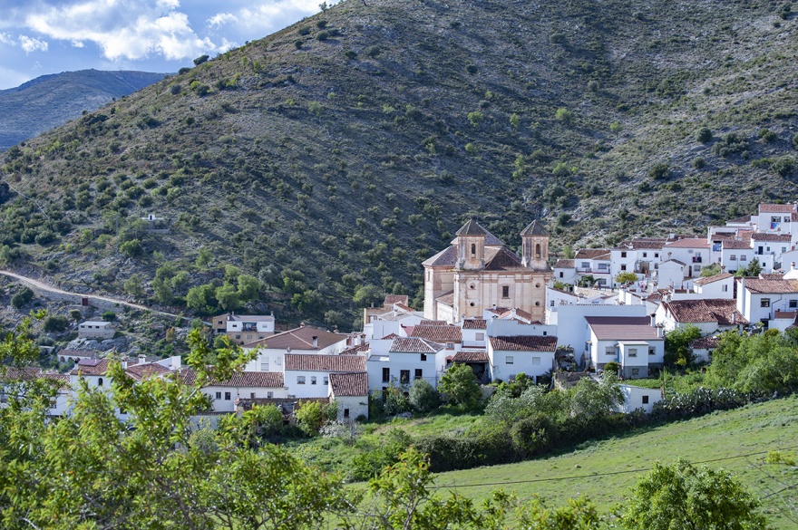 Cathedral of the Serrania © Michelle Chaplow