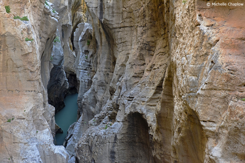 Water shapes the earth's surface in many ways © Michelle Chaplow