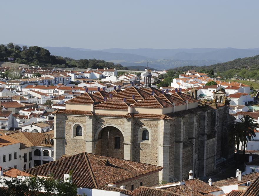 Iglesia de Santa María de la Asunción in Aracena © Michelle Chaplow