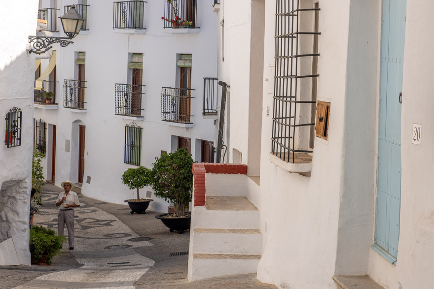 The beautiful streets of Frigiliana © Michelle Chaplow