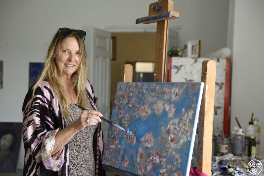 Christine Spencer-Green inspired by nature, at home in her Gaucin Studio © Michelle Chaplow