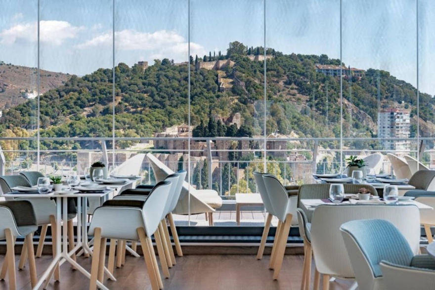  AC Malaga Palacio Hotel by Marriot (c) Booking.com