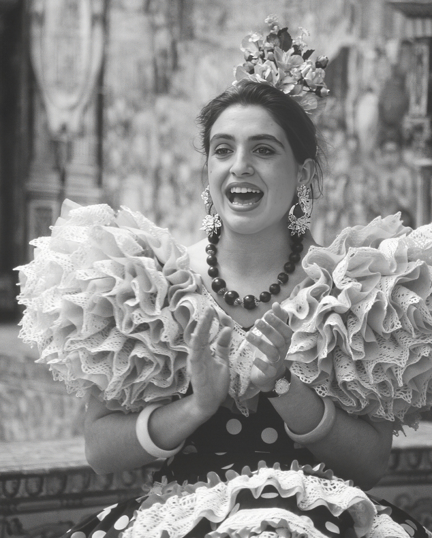 Trends in flamenca dress sleeves, jewellery, and hair accessories from 1996. © Michelle Chaplow