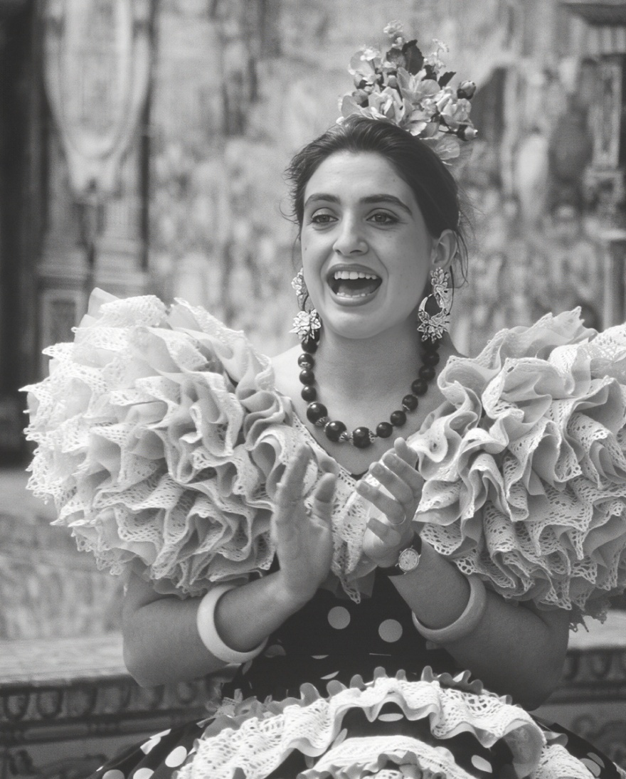 Trends in flamenca dress sleeves, jewellery, and hair accessories from 1996. © Michelle Chaplow