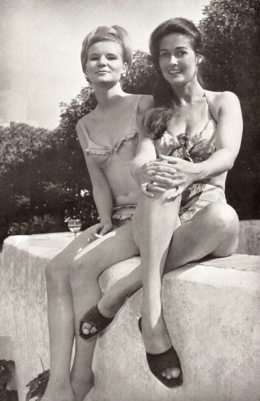 Shelagh Tennant y Jane Dolinger, villa La Paloma, Torremolinos (1964). Cortesía Torremolinos Chic. 