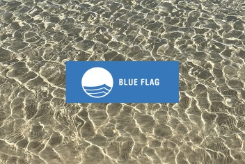 Blue flag beaches in Andalucia © Michelle Chaplow