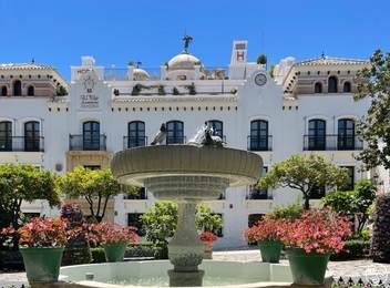 Hotel Silken Pilar  © Michelle Chaplow