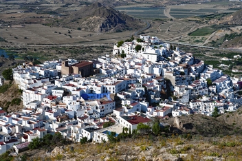 Discover the timeless charm of the white village of Mójacar © Michelle Chaplow