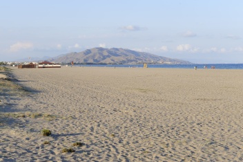 Vera beach © Michelle Chaplow
