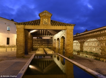 The lavadero municipal municipal washing trough built by Anib © Michelle Chaplow
