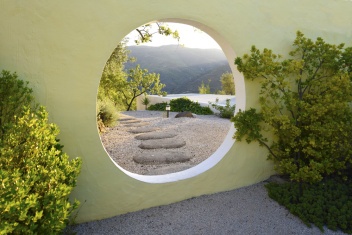 Step inside the Fountainhead © Michelle Chaplow