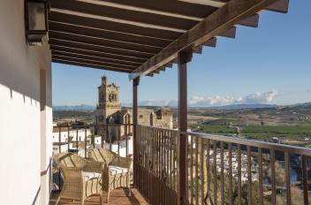 The private balconies of the Arcos de la Fronera Parador © Michelle Chaplow