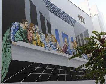 Last Supper on side of San José church by Curro Leyton. Photo© Michelle Chaplow