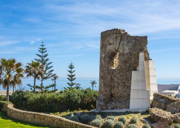 Torre Quebrada de Guadiaro, a watchtower that was stuck by lightening © Michelle Chaplow