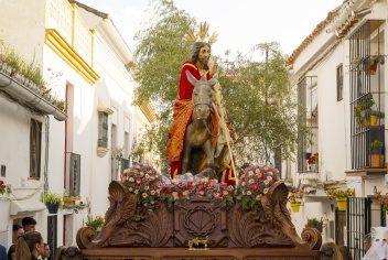 Palm Sunday 2025 in Estepona - Borriquita Domingo de Ramos © Michelle Chaplow