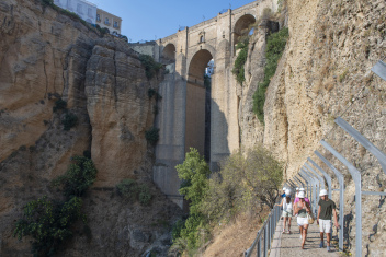 El Tajo gorge walkway ©Michelle Chaplow