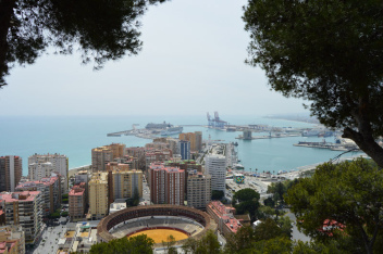 Malaga Port and Bullring from the Gibralfaro © Barcley Spicer-Jenkins