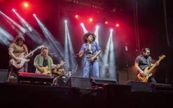 Nikki Hill band at Andalucia Big festival © Michelle Chaplow