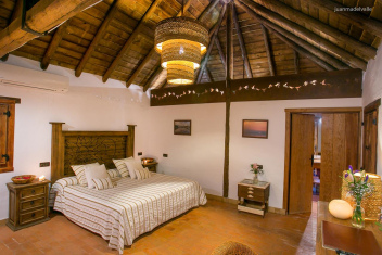 Beautiful, private rooms © Booking.com | Ardea Pupurea