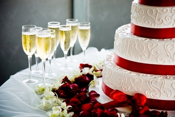 In Spanish, the wedding cake is called -Tarta nupical © istock photo