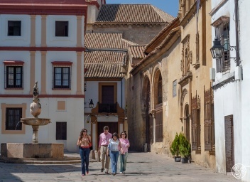 The Museum of Julio Romero de Torres (1874-1930) is located in the same building as the fine arts museum © Michelle Chaplow