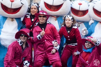 It´s one non-stop party during the Carnival of Cadiz © Michelle Chaplow