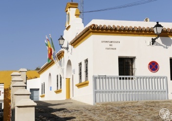 The Ayuntamiento (town hall) of Facinas © Michelle Chaplow