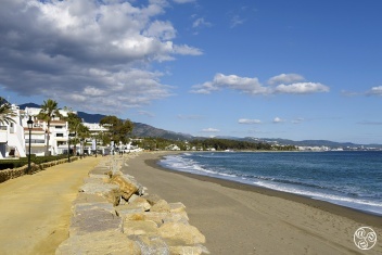 Beachside living in Rio Verde, Marbella. © Michelle Chaplow